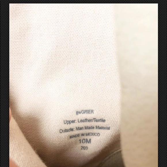 Guess Men’s Sz 10 beige rugged boots new no box - Picture 7 of 8